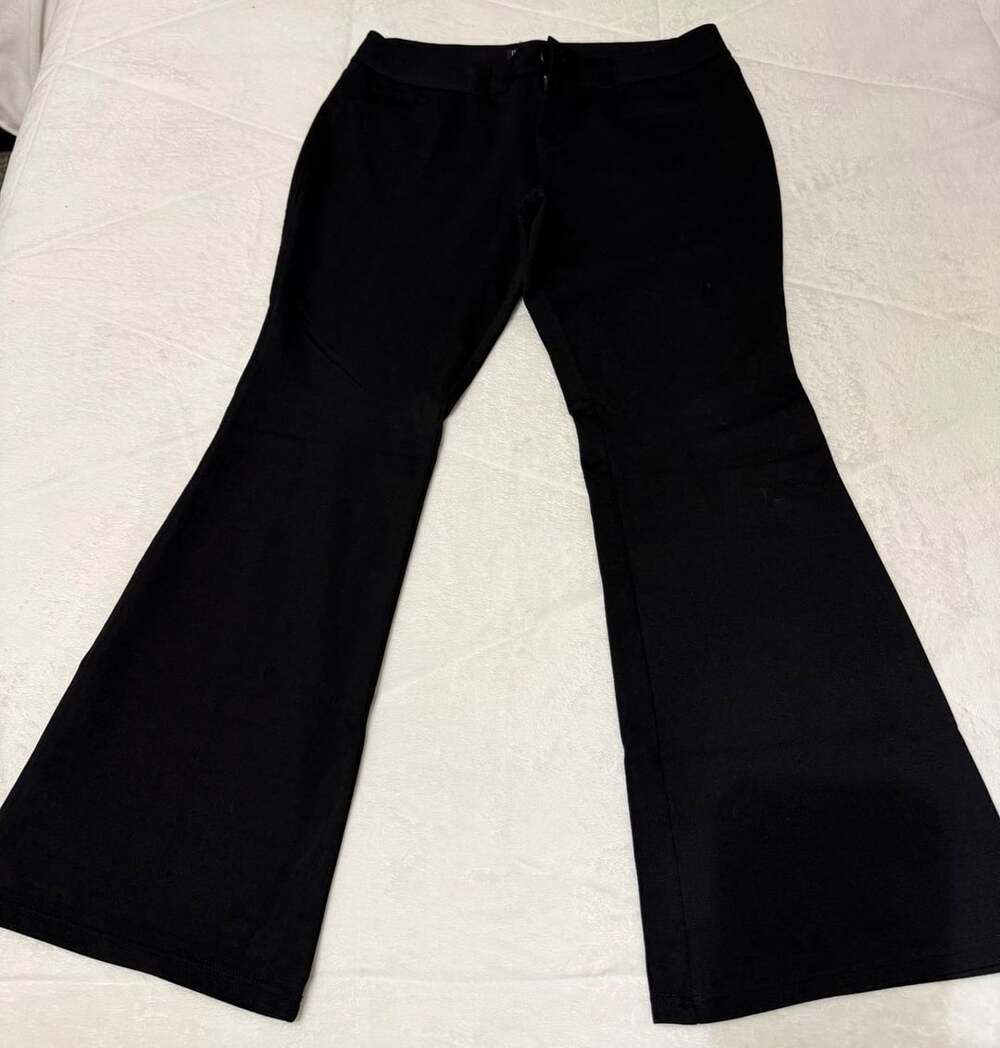 I.N.C. International Concepts High-Rise Pull-On Flare-Leg Pants Black
